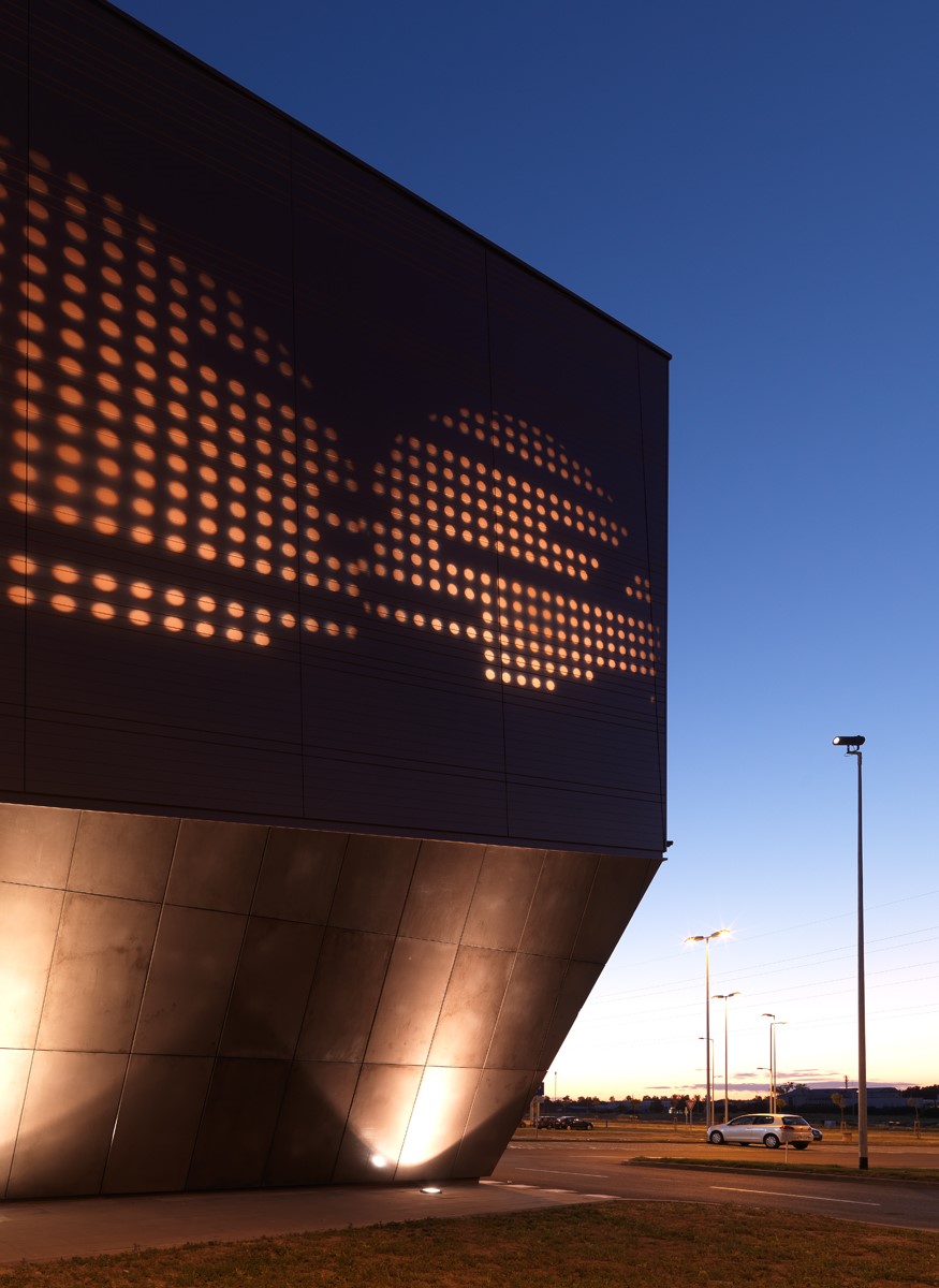 2_Portanova_exterior photo